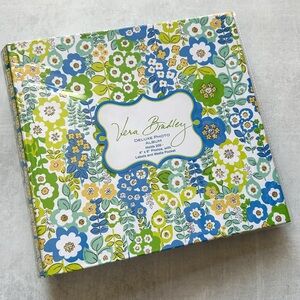 Vera Bradley Deluxe Photo Album in English Meadow Print